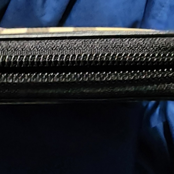 BURBERRY BRAND-NEW GIANT WALLET ORGANIZER comes with dustbag and COA - Picture 8 of 16